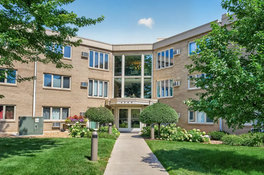 4360 Brookside Court #209, Edina, MN 55436 - #2