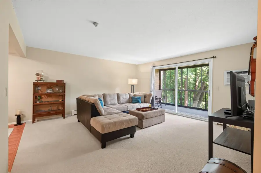 4360 Brookside Court #209, Edina, MN 55436 - #3
