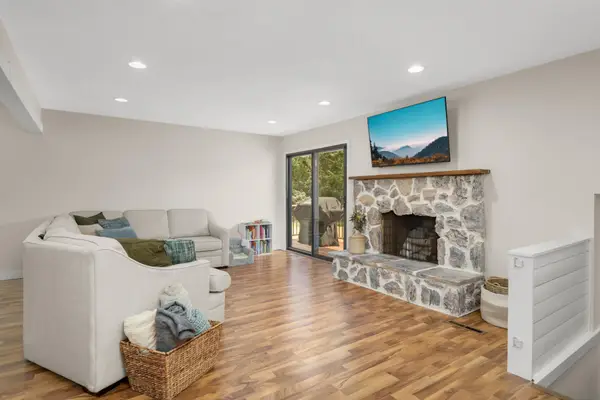 12420 Pineview Trail, Dayton, MN 55327