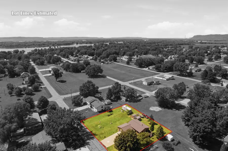 64 W 16th Street, Buffalo City, WI 54622 - #3