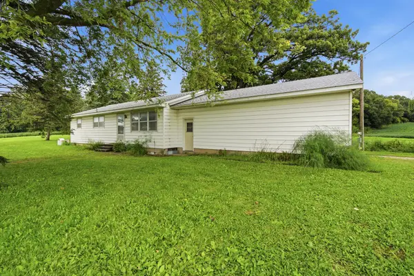 14771 295th Avenue, Waseca, MN 56093
