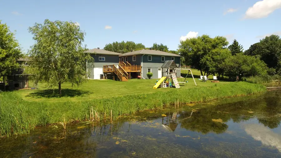 1413 W Alcott Avenue, Fergus Falls, MN 56537 - #2