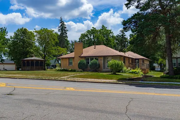 4201 40th Avenue N, Robbinsdale, MN 55422