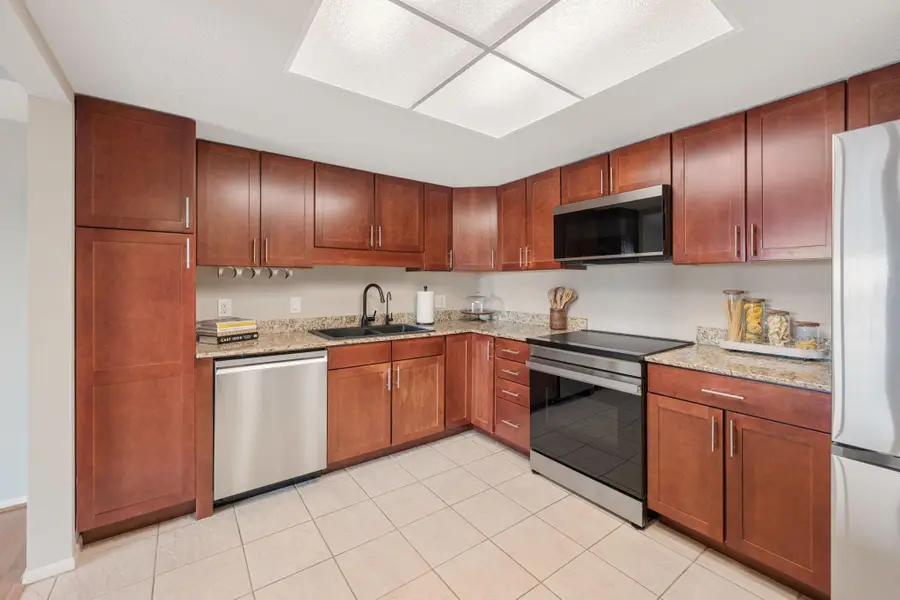 110 1st Avenue Ne #F704, Minneapolis, MN 55413 - #3