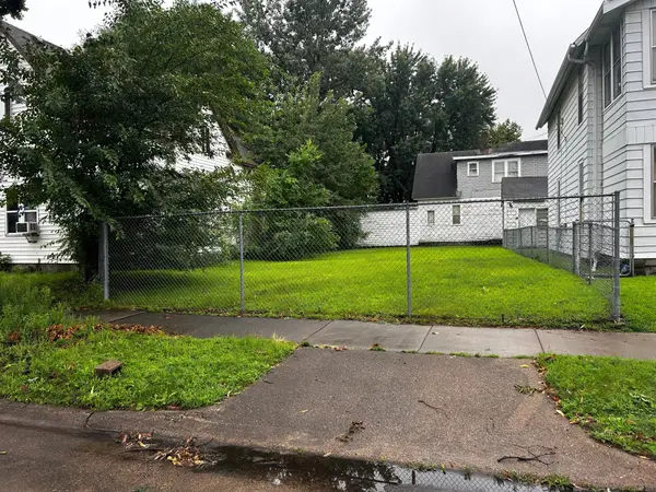 1004 20th Avenue Ne, Minneapolis, MN 55418