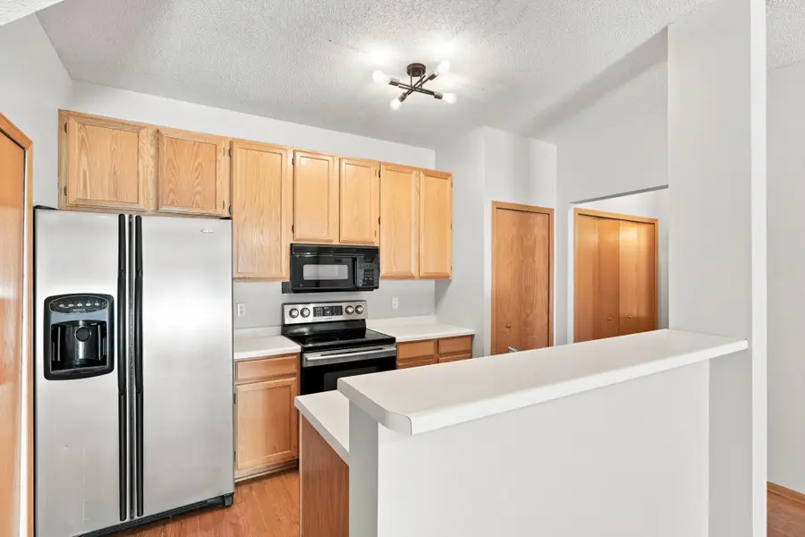 17973 Cobblestone Way, Eden Prairie, MN 55347 - #2