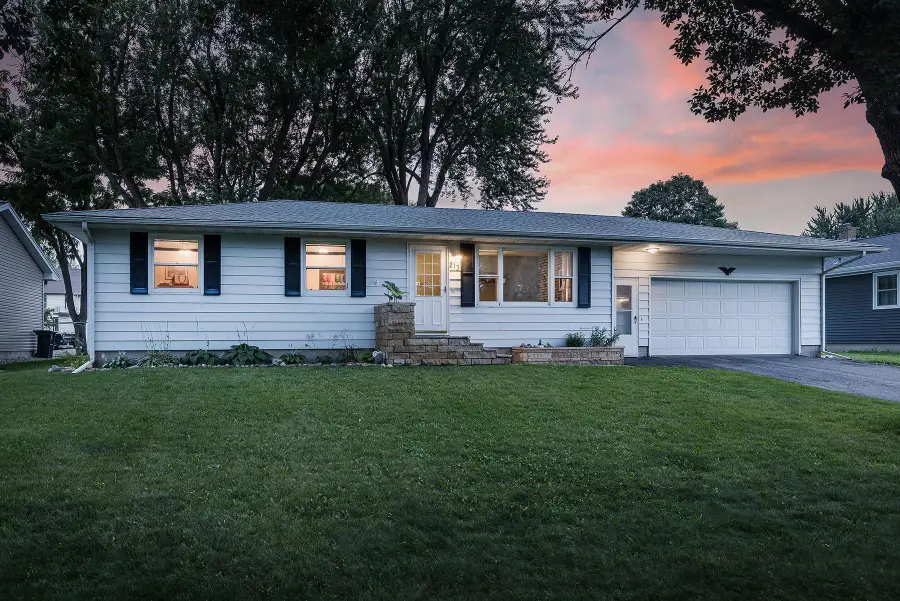 213 3rd Street S, Gaylord, MN 55334 - #2