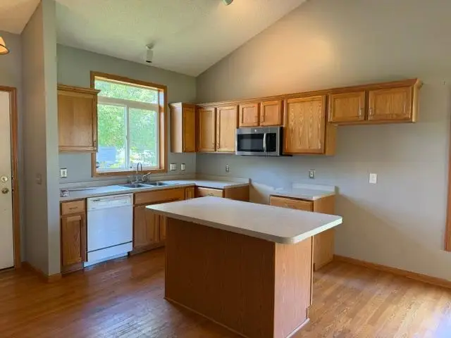 1516 Dublin Court, Shakopee, MN 55379 - #2