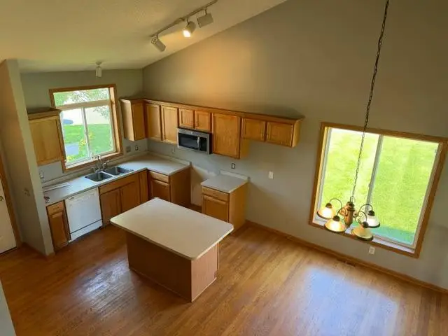 1516 Dublin Court, Shakopee, MN 55379 - #3