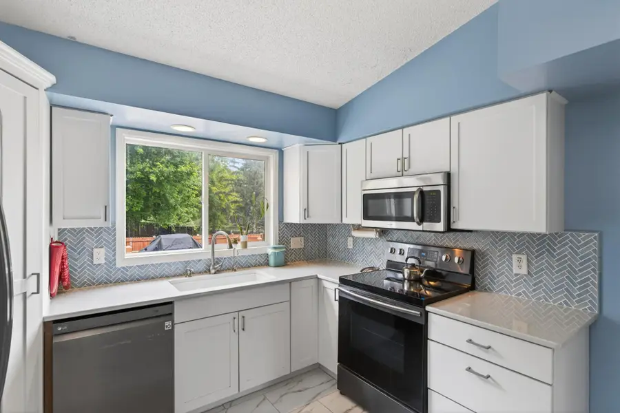 8522 Darnel Road, Eden Prairie, MN 55347 - #3