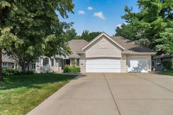 10421 Shelter Grove, Eden Prairie, MN 55347
