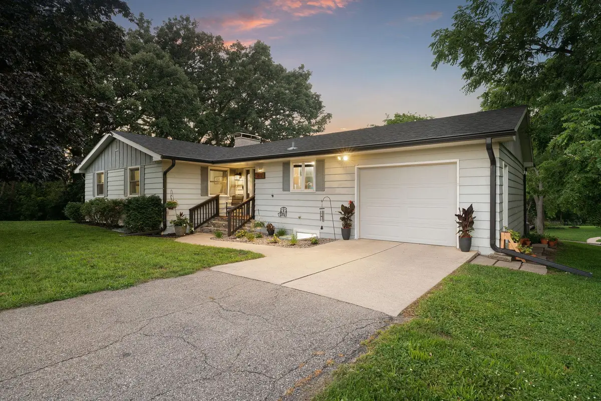 1817 S Shore Drive, Albert Lea, MN 56007 - #1