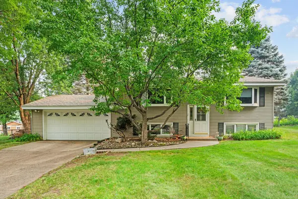 2207 Orchard Lane, White Bear Lake, MN 55110