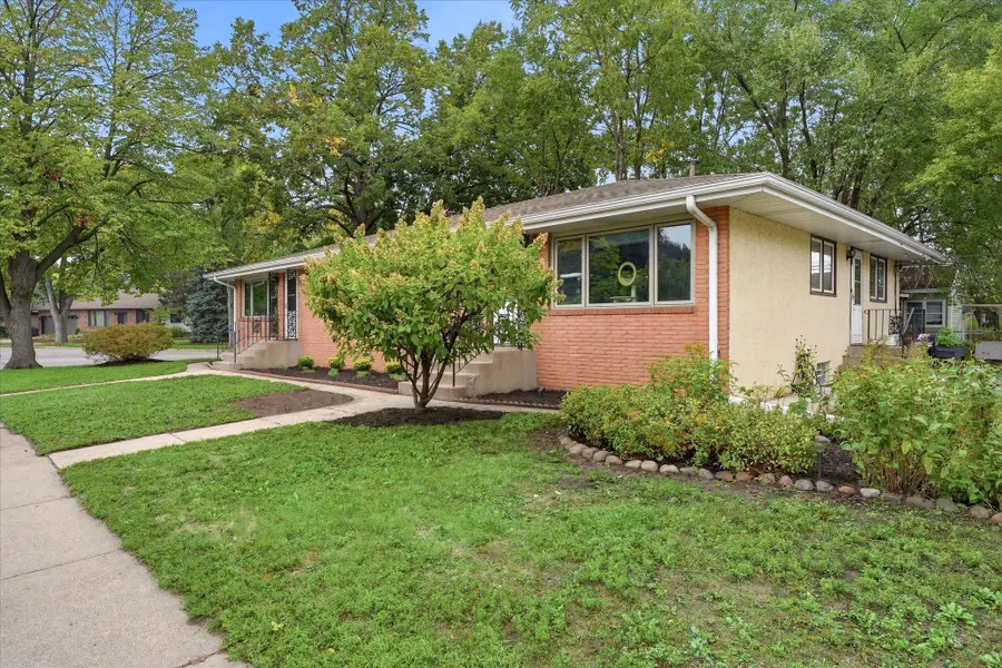 625 Summer Street Ne, Minneapolis, MN 55413 - #3