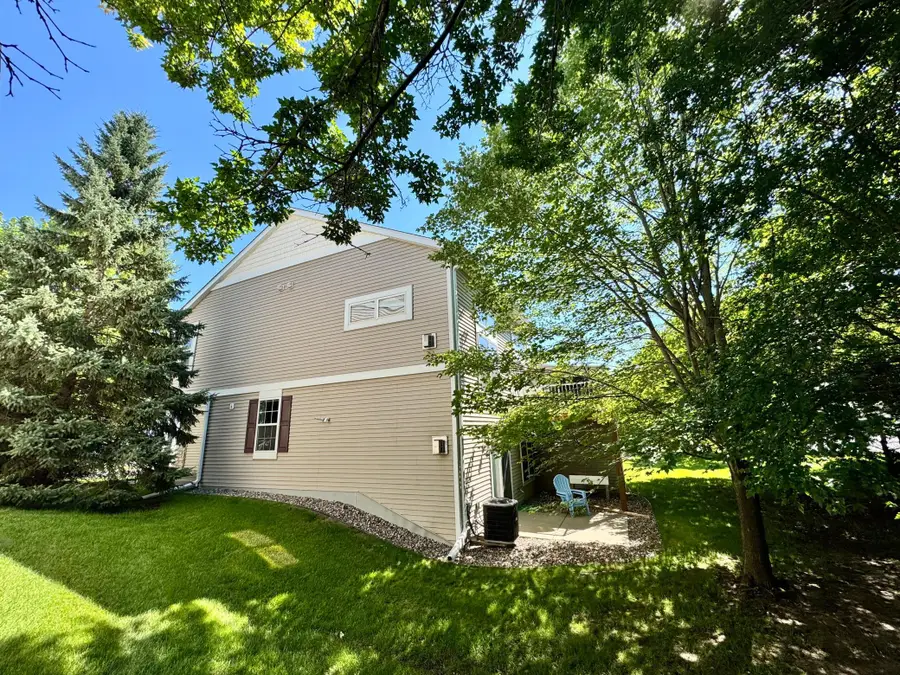 2763 Century Circle, Chanhassen, MN 55317 - #2