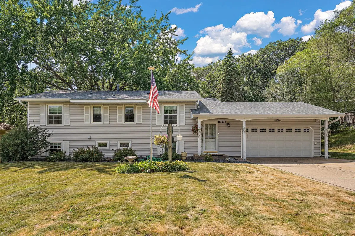 10908 Dahlia Street Nw, Coon Rapids, MN 55433 - #1