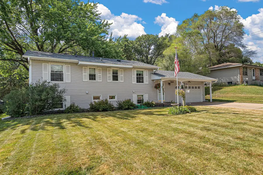 10908 Dahlia Street Nw, Coon Rapids, MN 55433 - #2