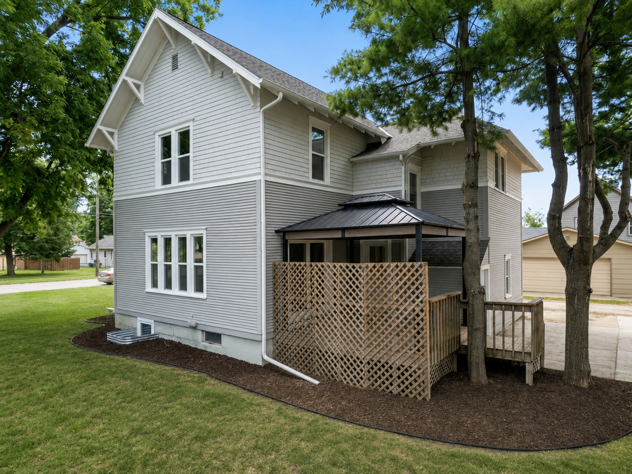 711 Clausen Avenue, Albert Lea, MN 56007 - #3