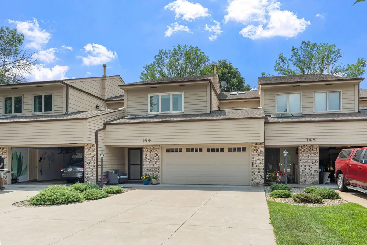 144 122nd Avenue Nw, Coon Rapids, MN 55448 - #1