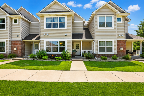 12126 Xylite Street Ne #B, Blaine, MN 55449