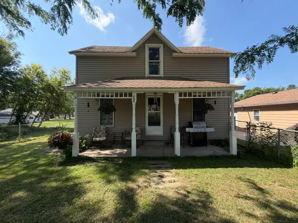206 E 2nd Street, Hardwick, MN 56134