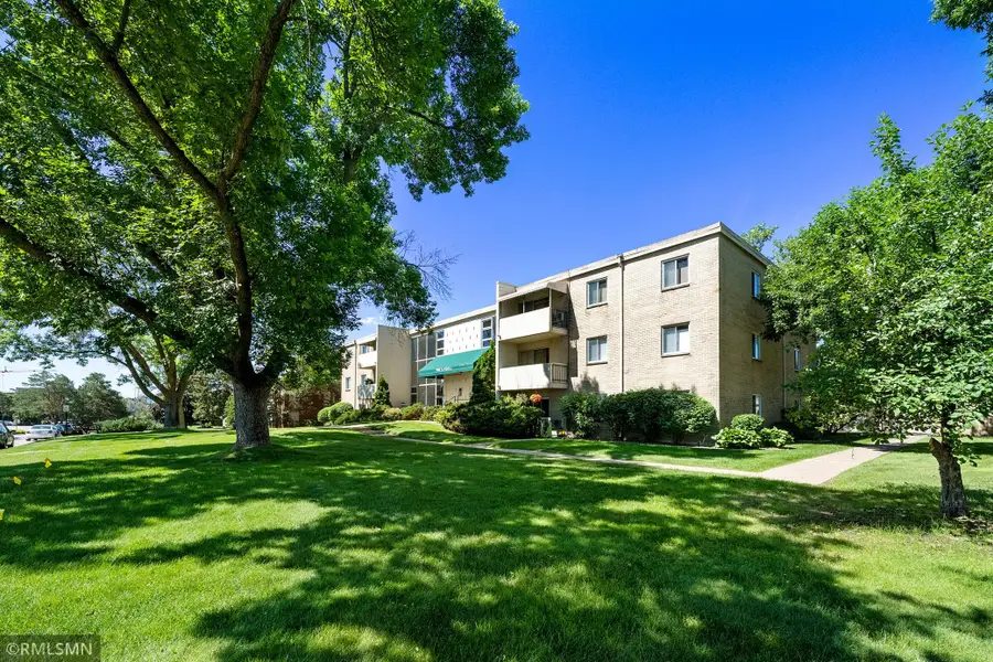 7000 Sandell Avenue #16, Edina, MN 55435 - #3