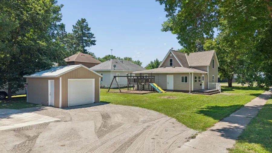 403 S Holcombe Avenue, Litchfield, MN 55355 - #2