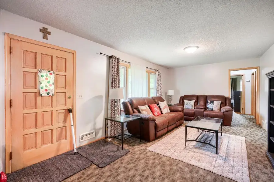 11256 Arrowhead Street Nw, Coon Rapids, MN 55433 - #2