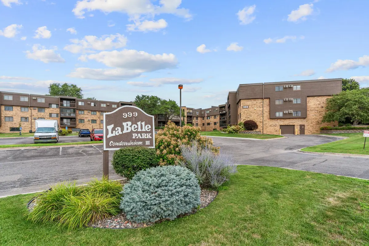 999 41st Ave Ne Avenue Ne #114, Columbia Heights, MN 55421 - #1