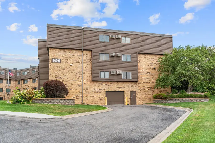 999 41st Ave Ne Avenue Ne #114, Columbia Heights, MN 55421 - #3