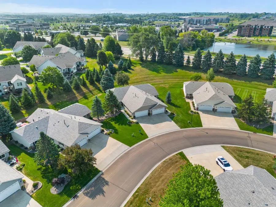 7632 Newbury Road, Woodbury, MN 55125 - #3