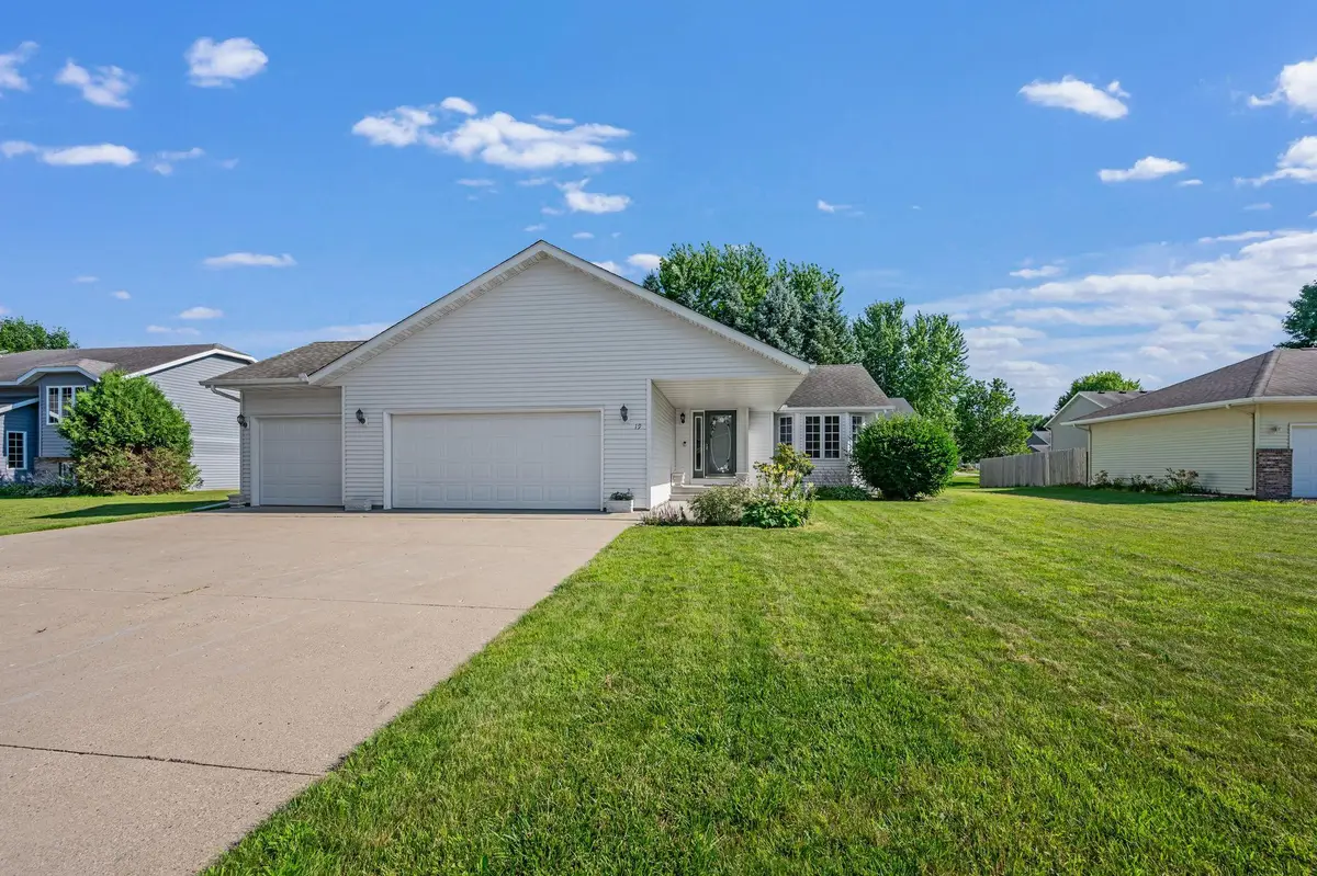 19 La Mar Court, North Mankato, MN 56003 - #1