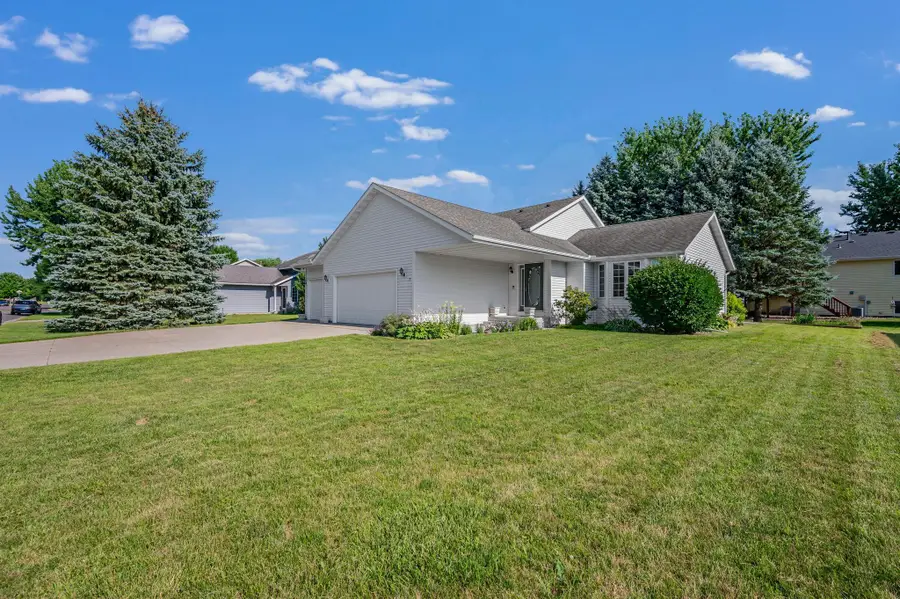 19 La Mar Court, North Mankato, MN 56003 - #2