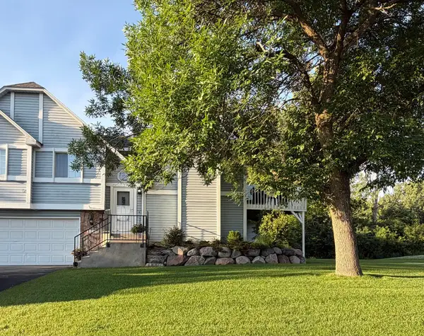 15785 Hannover Path, Apple Valley, MN 55124