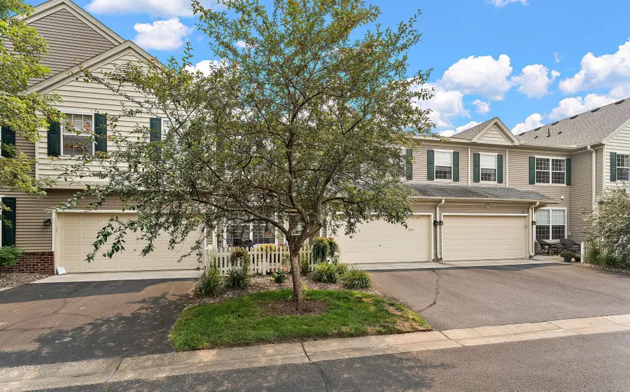 12245 Urbank Street Ne #F, Blaine, MN 55449 - #3