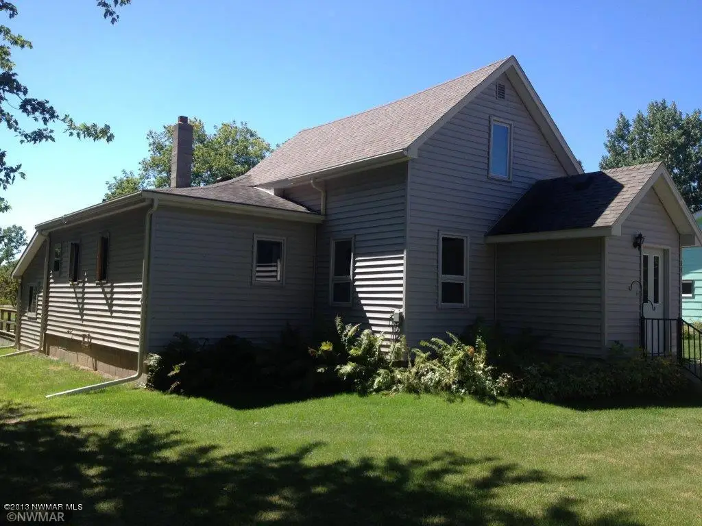 33 Carlson Avenue Nw, Blackduck, MN 56630 - #1