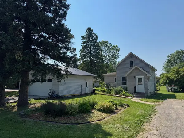 33 Carlson Avenue Nw, Blackduck, MN 56630