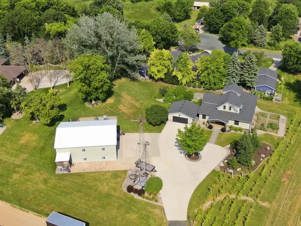 396 Maple Lane Se, New Prague, MN 56071