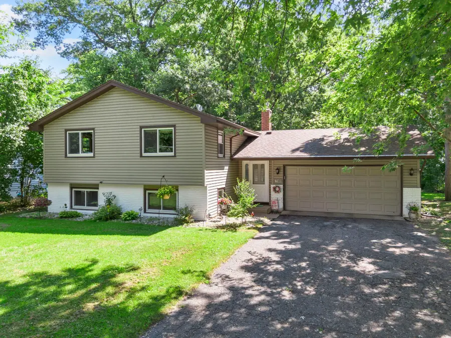 7989 Eastwood Road, Mounds View, MN 55112 - #2
