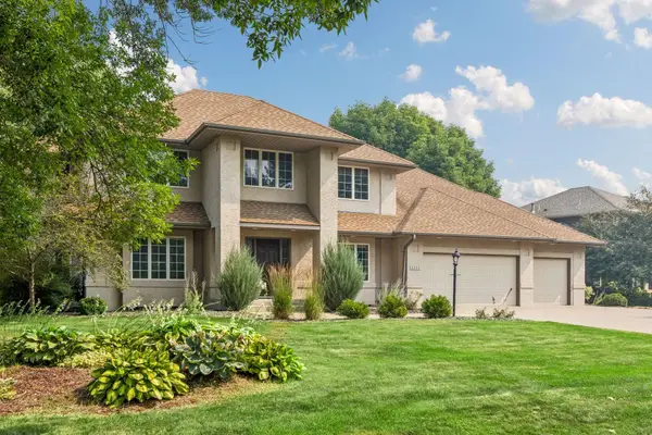 3344 Charleston Drive, Woodbury, MN 55129