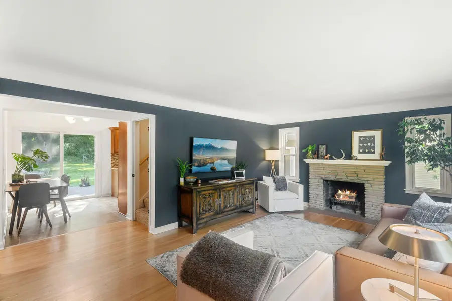 1310 Welcome Avenue N, Golden Valley, MN 55422 - #3