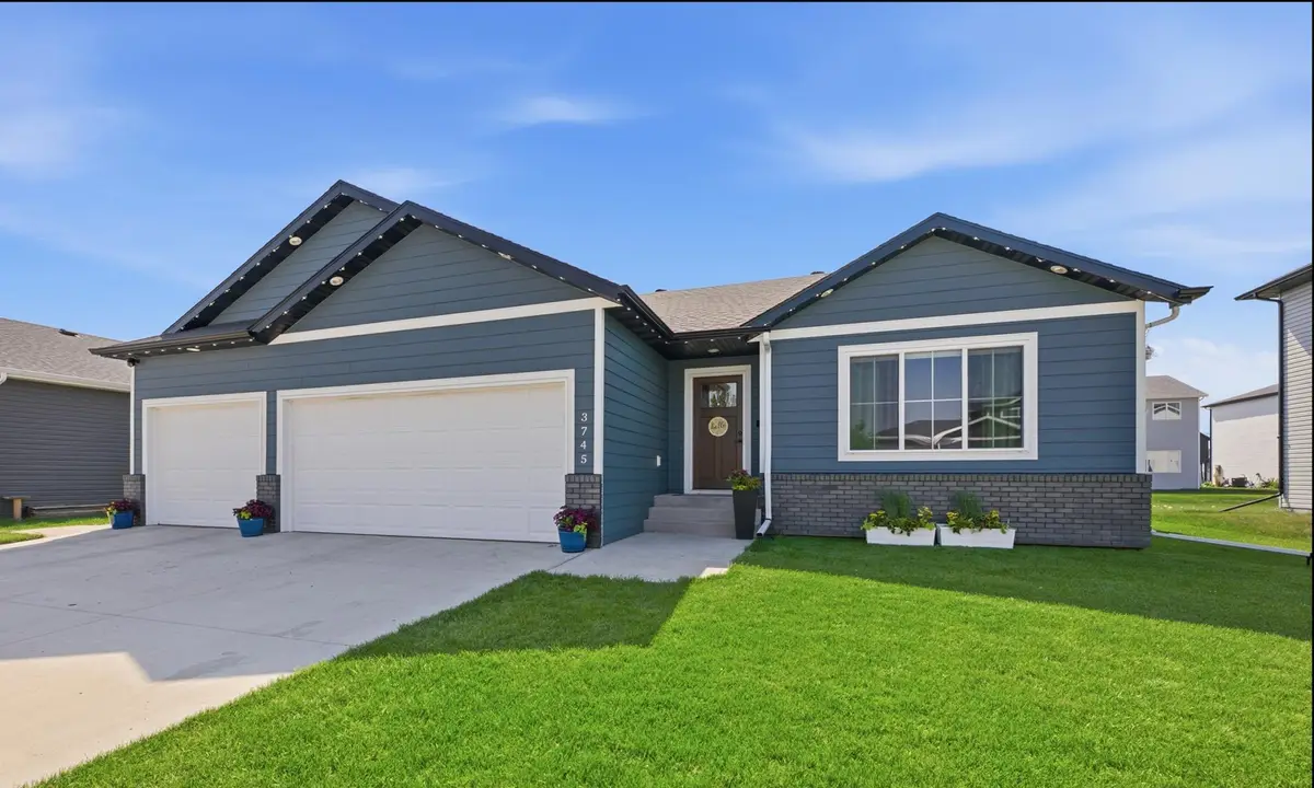 3745 Merrifield Drive S, Fargo, ND 58104 - #1