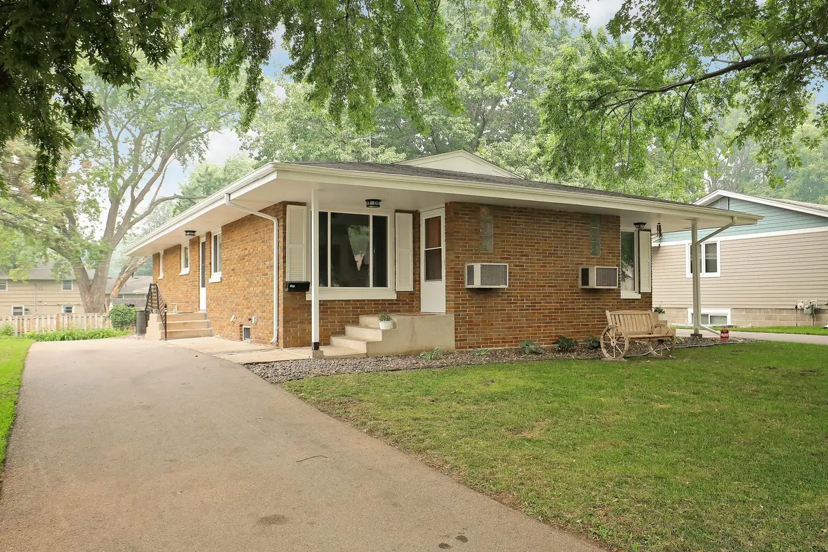 728 6th Avenue S, Hopkins, MN 55343 - #1