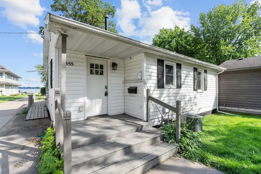 555 N Shore Drive, Forest Lake, MN 55025 - #2