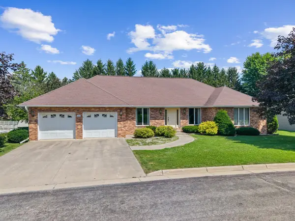 104 5th Avenue Nw, Spring Grove, MN 55974