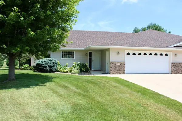314 5th Circle Sw, Blooming Prairie, MN 55917