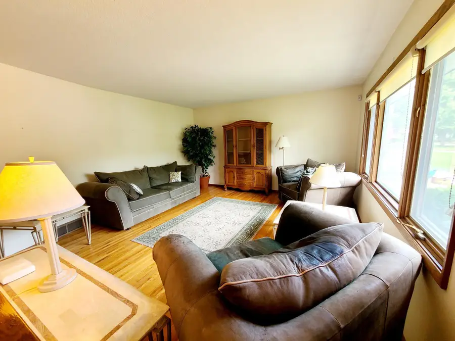 8273 Scott Avenue N, Brooklyn Park, MN 55443 - #3