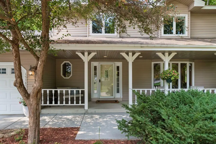 15385 Morraine Way, Eden Prairie, MN 55347 - #3