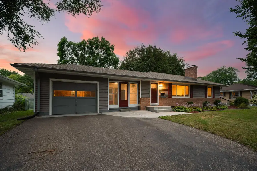 6917 39th Avenue N, Crystal, MN 55427 - #2