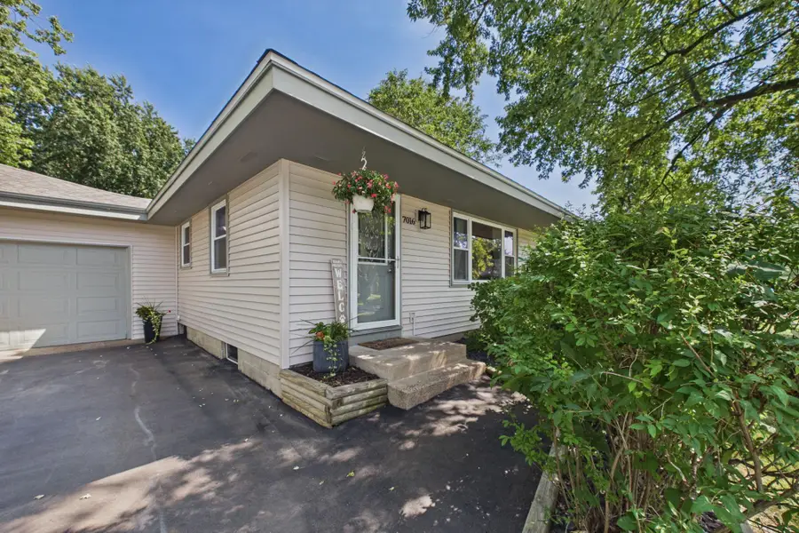 7016 Colorado Avenue N, Brooklyn Park, MN 55429 - #2